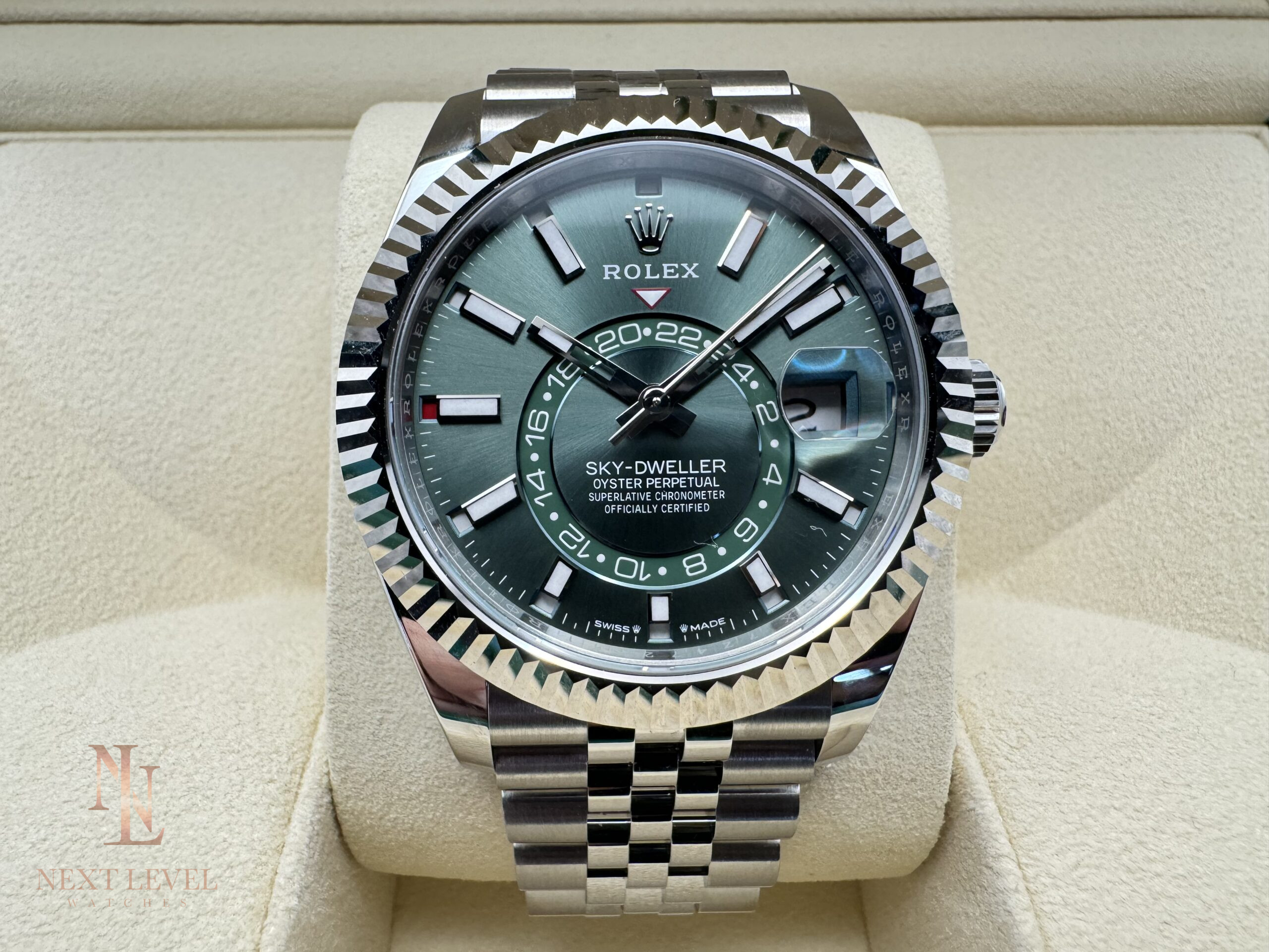 Rolex Skydweller Steel | Jubilee | Green dial | New | 2025 - Image 2
