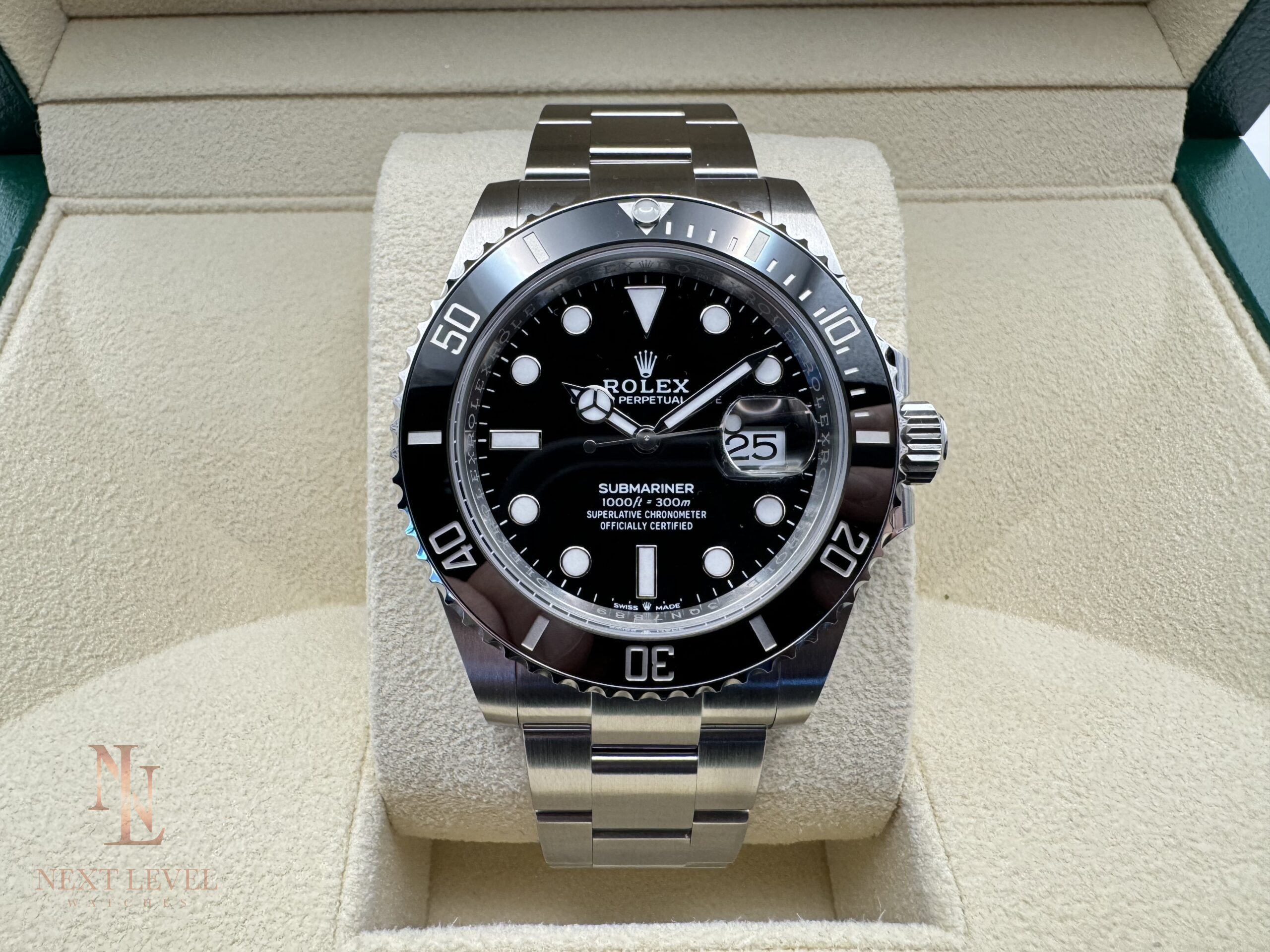 Rolex Submariner Date | New/Unworn | 2025 | Full set - Image 2