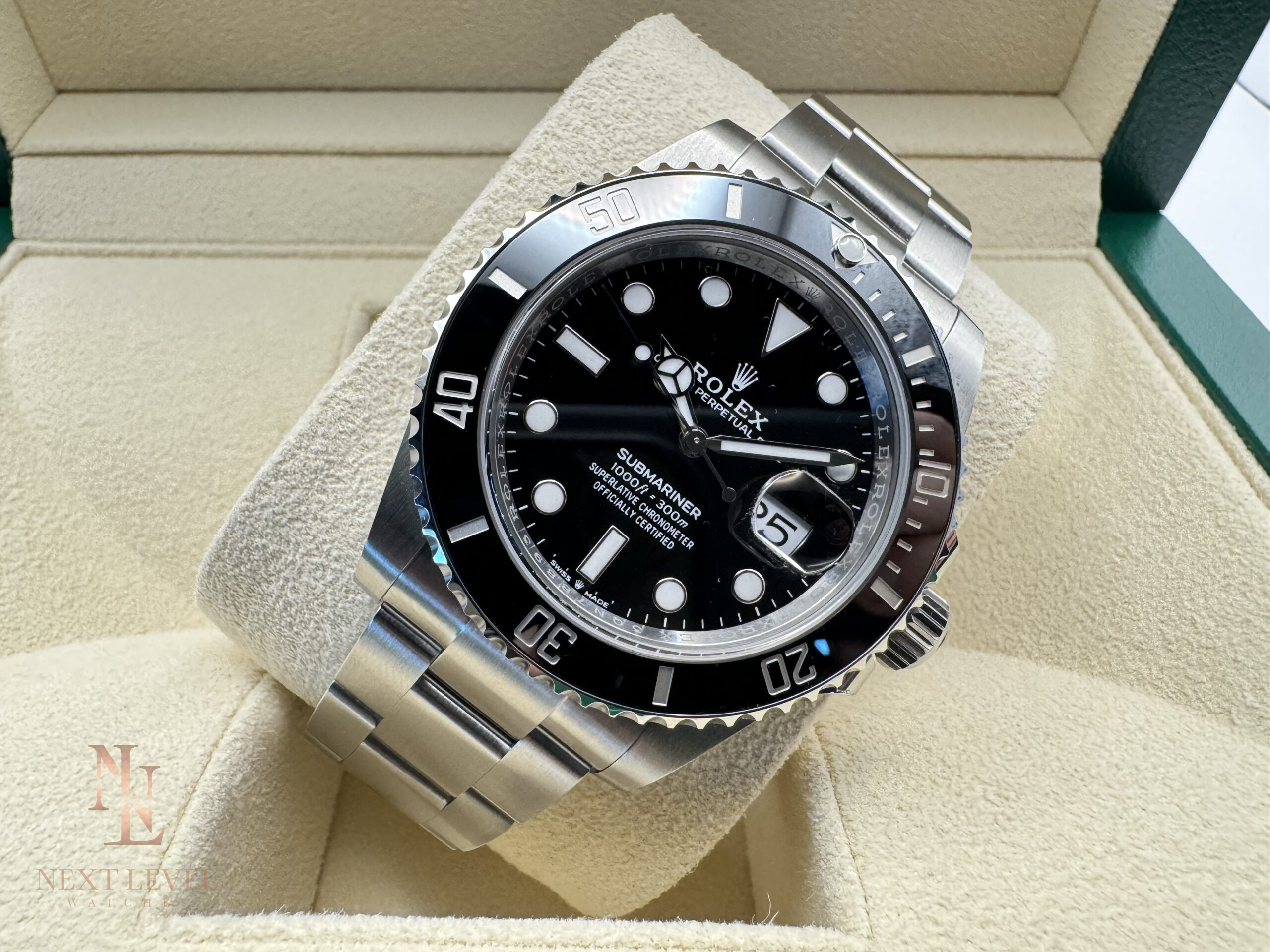 Rolex Submariner Date | New/Unworn | 2025 | Full set - Image 3