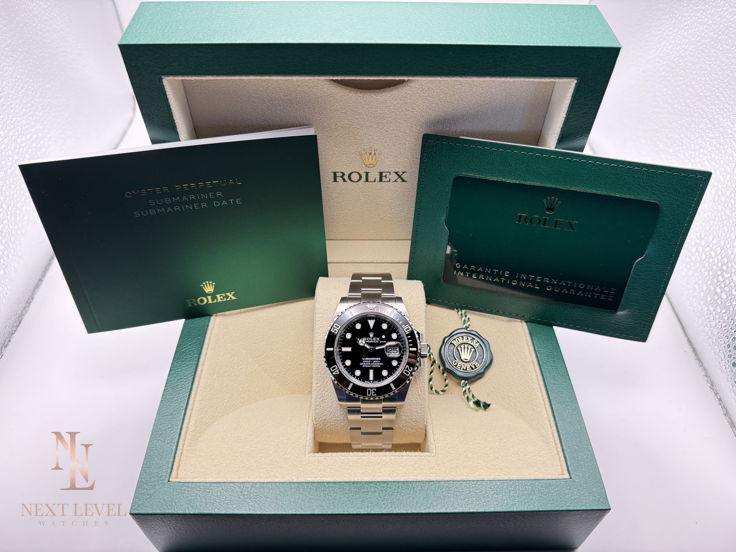 Rolex Submariner Date | New/Unworn | 2025 | Full set - Image 13